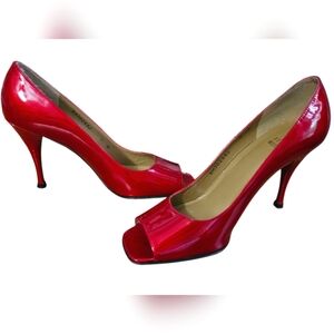 STUART WEITZMAN Designer Quasar Patent Leather Peep-Toe Stiletto Cherry Red.Sz 7
